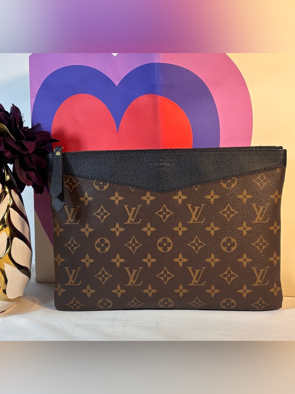 Beautiful Louis Vuitton Daily Pouch Noir